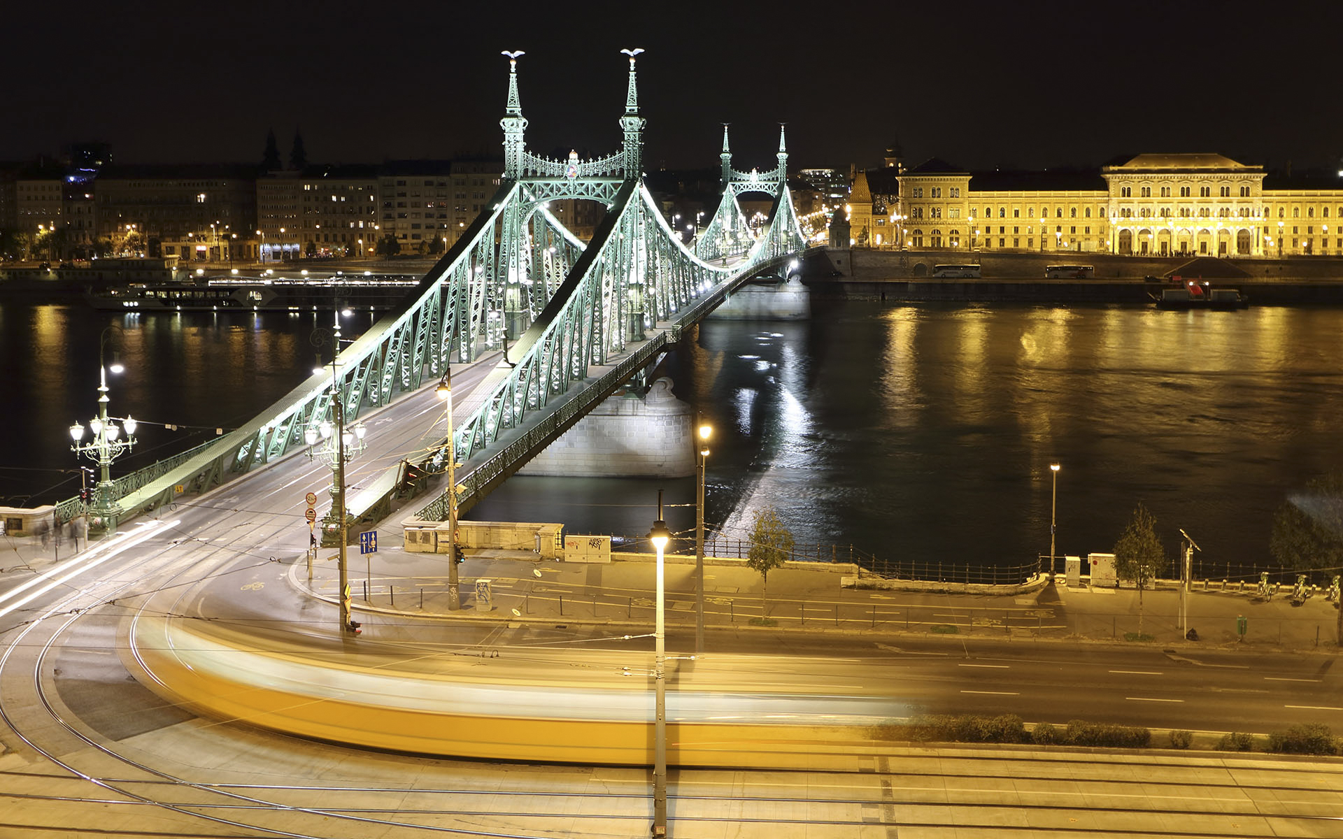 Gellertbrücke